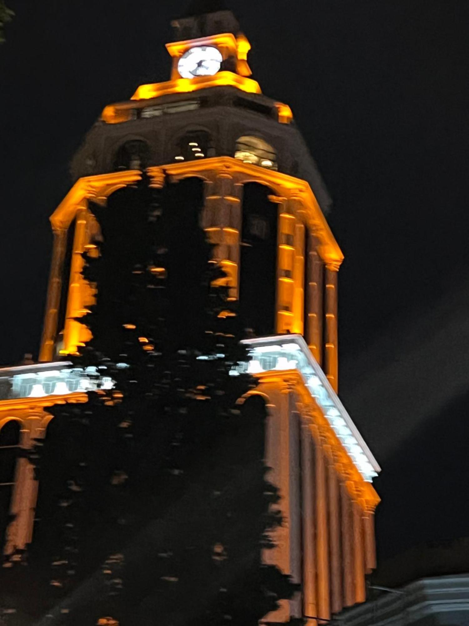 Hotel Paris Batumi Eksteriør billede